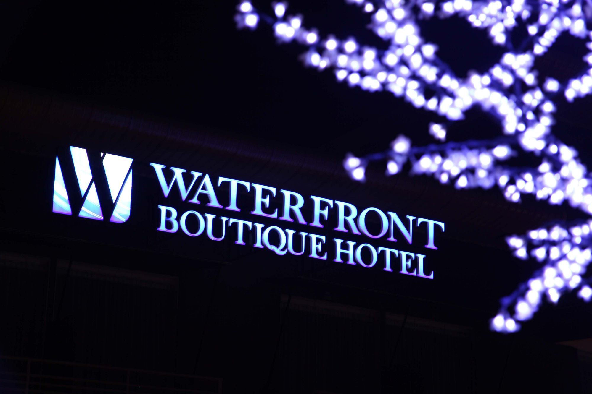 Waterfront Boutique Hotel Port Dickson Exterior photo